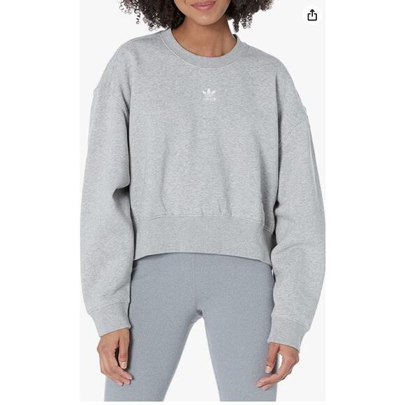 Adidas Women’s Adicolor Essentials Crew Sweatshirt in Gray, size S, NWT - Picture 2 of 8